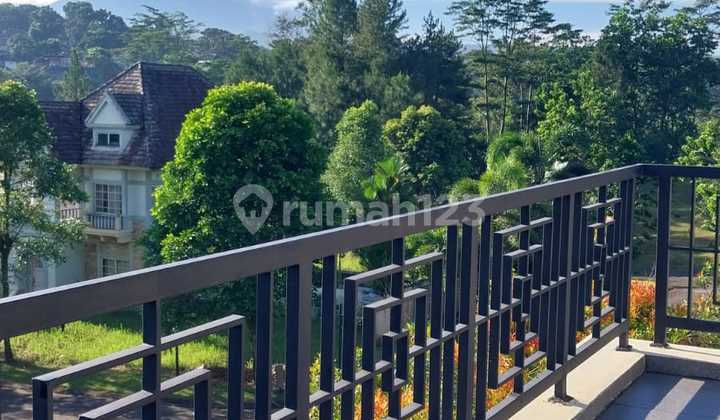 Rumah Posisi Hook View Pegunungan Cluster Depan  2