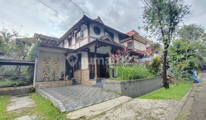 Nice Furnished House Feels Like in the Land of Sakura Sentul City 2