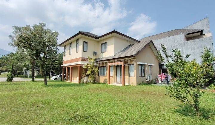 Rumah Modern Posisi Hook Dan View Gunung 1 Menit Ke Jungle Land Sentul City, Bogor 2