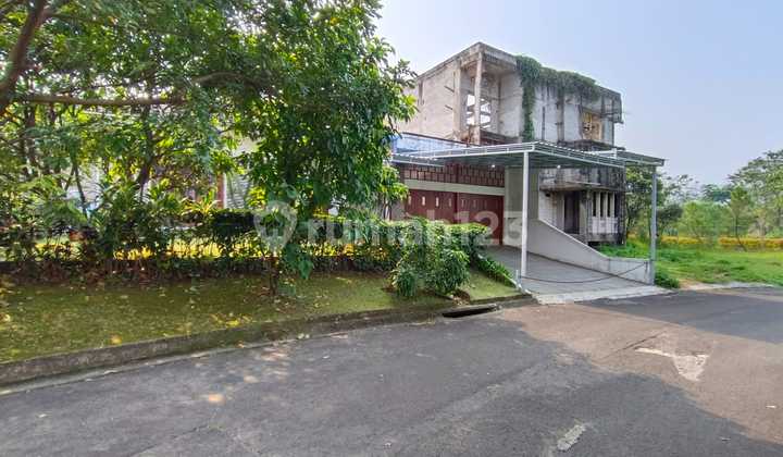 Rumah Bagus Siap Huni Depan Green Area