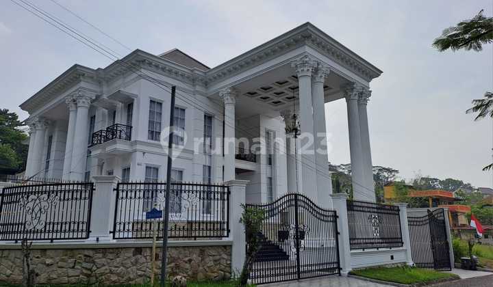 Rumah Sultan Posisi Hook Sentul City 8 Menit Ke Exsit Tol Rumah Sultan Posisi Hook Sentul City 8 Menit Ke Exsit Tol