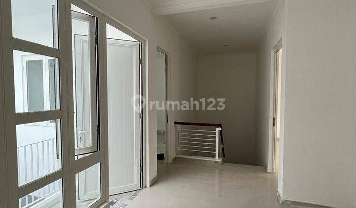 Dijual Rumah Cantik Full Renovasi Di Delatinos Bsd City 2