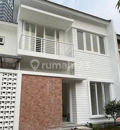 Dijual Rumah Cantik Full Renovasi Di Delatinos Bsd City 1