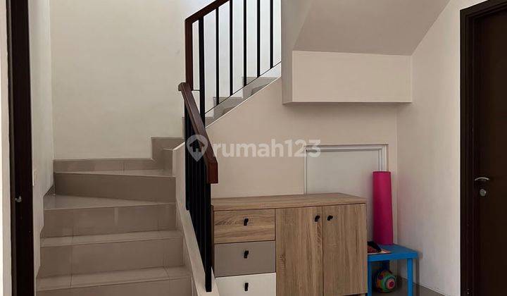 Dijual Rumah Furnished Lokasi Strategis Di Alegria Park Bsd City 2