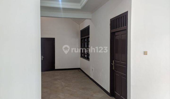 Dijual Rumah Siap Huni Lokasi Hoek Dipondok Jurang Mangu Indah Bintaro 2