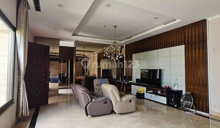 Dijual Rumah Mewah Full Renovasi, Semi Furnished Di Alam Sutera 2