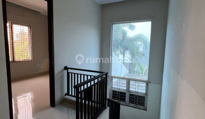 Rumah Di Puspita Loka Bsd Posisi Hoek 2 Lantai Siap Huni Harga 5m Nego 2