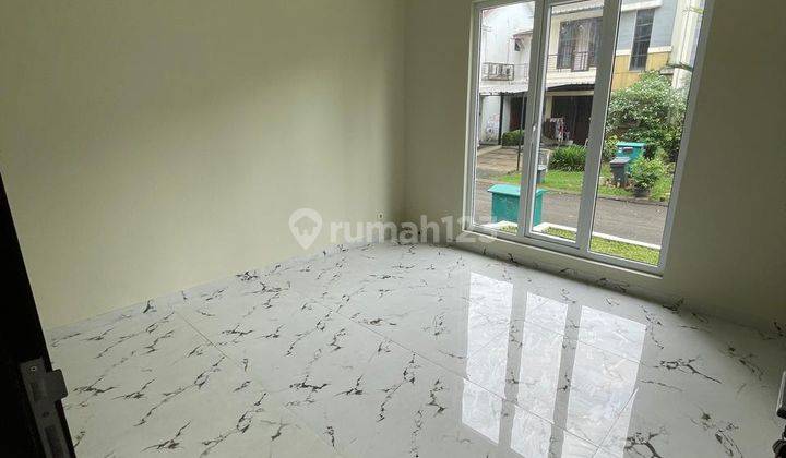 Rumah Bangunan Baru 5.5 M Nego Di The Green Bsd 2