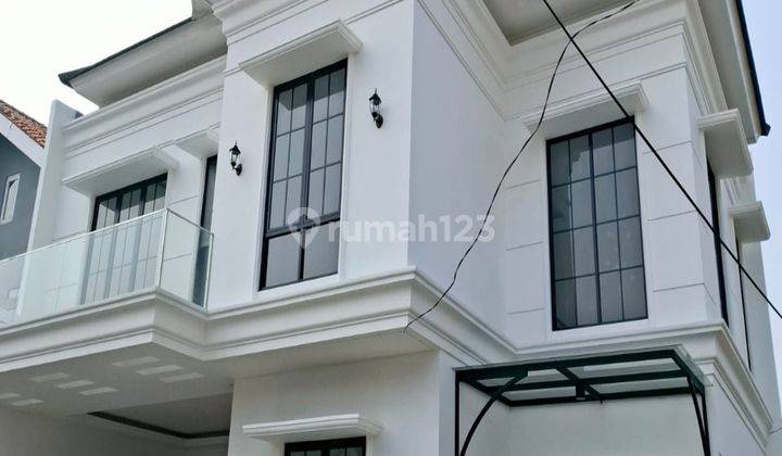 Rumah Baru, Modern Classic Pasti Suka Rp 2,4 M Nego Nusaloka Bsd 1