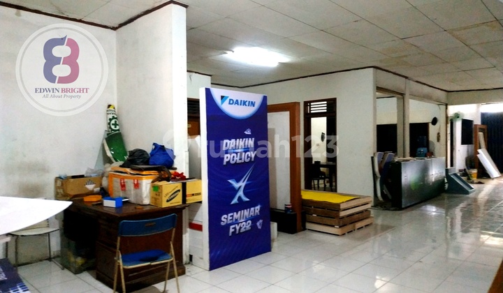 Ruang usaha bengkel mobil di Cipadu Tangerang Selatan 5
