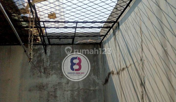 Ruang usaha bengkel mobil di Cipadu Tangerang Selatan 6