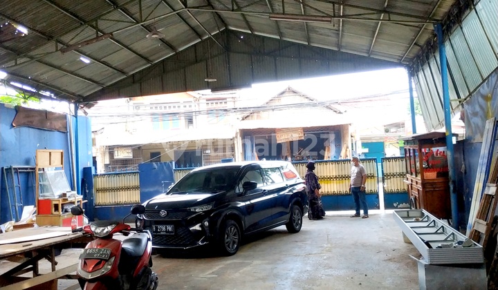 Dijual Ruang Usaha 837 m SHM di Cipadu Tangerang Selatan 1