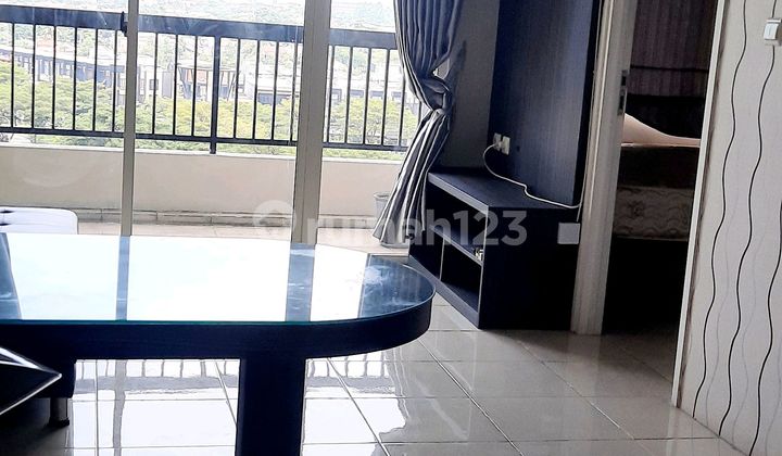 Apartemen 2 Kamar Tidur Furnished Dekat Binus