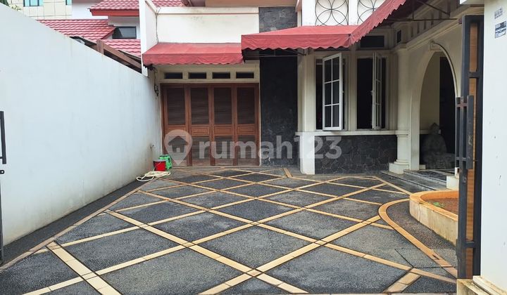 Rumah Cikini Cantik Siap Huni Sangat Asri 2