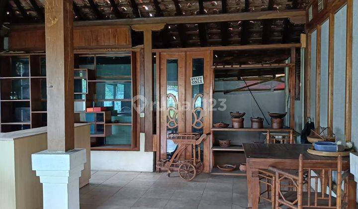 Ruang Usaha Ex Resto Pinggir Ringroad Utara  2