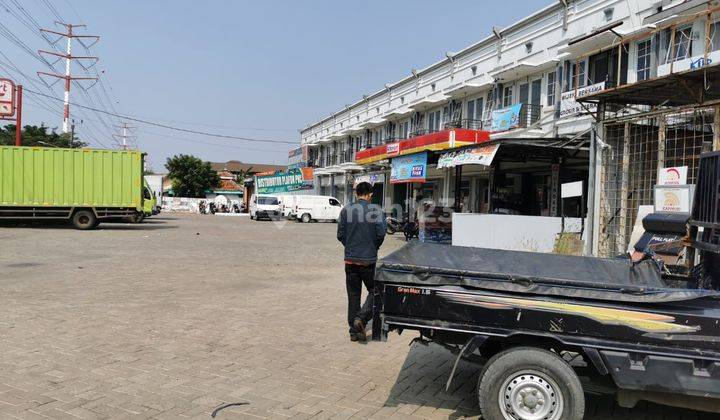 Disewakan Ruko 3 Lantai Gandeng 2 Di Jln Raya Cadas 2