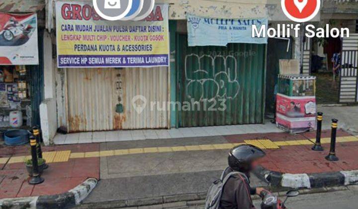 Rumah sangat murah 3 lantai nego cocok utk bisnis pinggir jalan besar 1