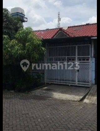 Rumah 1 lantai di Jakarta Barat, SHM, murah dgn luas tanah 96m siap huni, nego 2