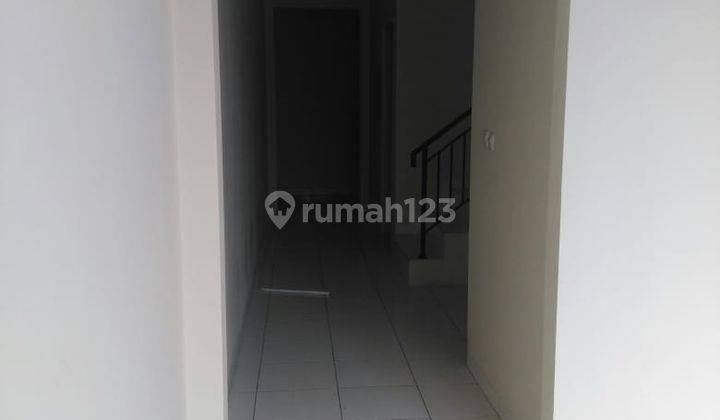 Rumah baru model minimalis 2 lantai di Jalan bambu kuning, murah, SHM, Bagus, baru, nego, ukuran 4.4 x16 2