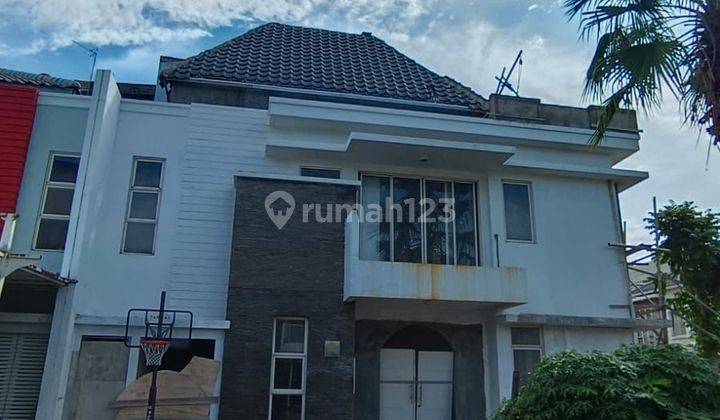 Rumah 3 lantai Green lake city, tipe besar, pembangunan 90% tinggal dilanjutkan & finishing, SHM nego fdy 1