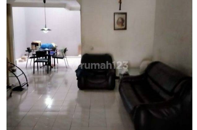 Rumah kembangan puri 2 lantai full 6x17.5 , SHM, siap huni, nego ,murah, sis 1