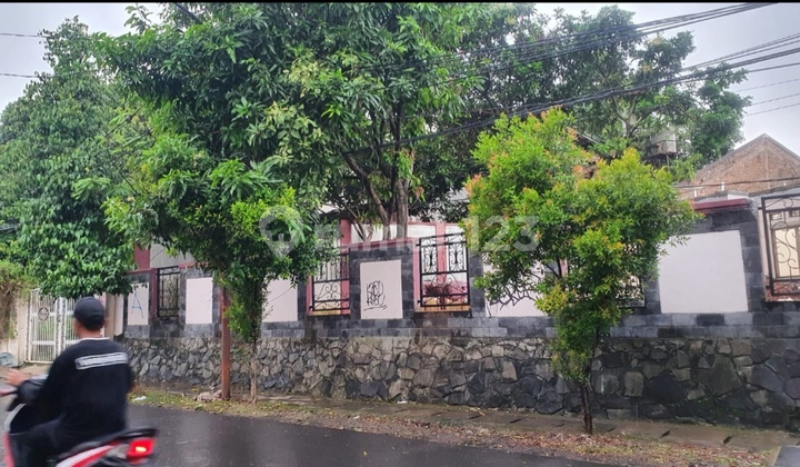 di Rumah Jl Almubarok Jakarta Barat 
rumah Murah Jakarta Barat , Jakarta Barat