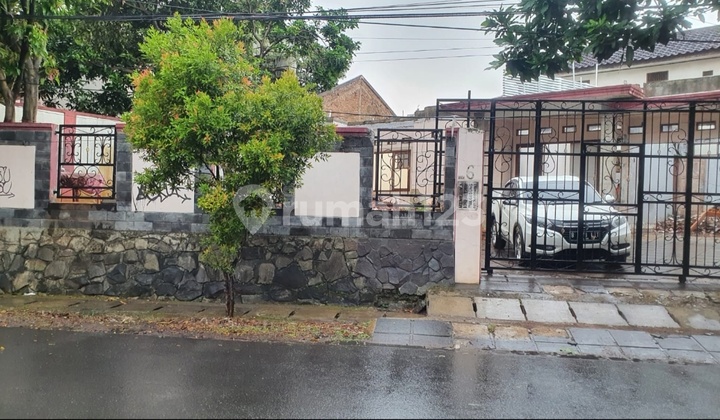 at Jl Almubarok House, West Jakarta  
cheap house West Jakarta, West Jakarta 2