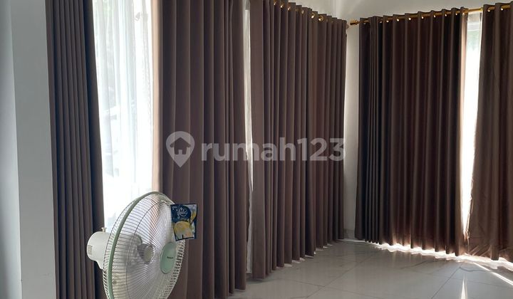 Rumah 3 Lantai Di Casa Jardin Residence Daan Mogot