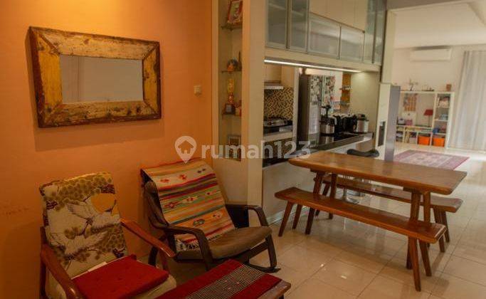 Rumah 2 Lantai Bagus Semi Furnished SHM di BSD Pavillion Residence, Tangerang 2