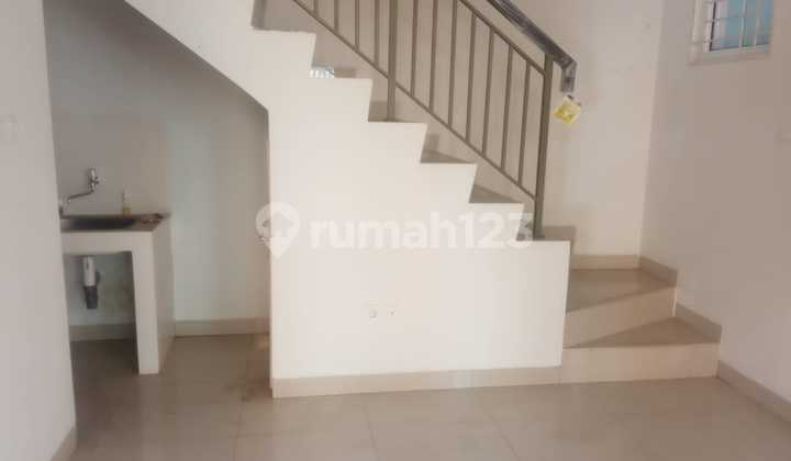 Rumah Di Omaha Village Paramount Gading Serpong