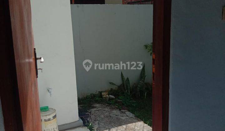 Rumah Minimalis di Puri Gading 10