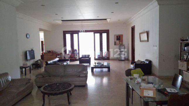 Dijual Rumah Siap Huni di Jl. Mendawai Kebayoran Baru 2