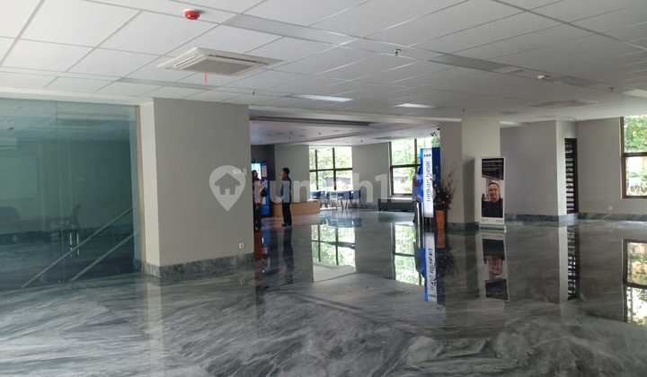 Gedung Siap Huni di Kebayoran Baru