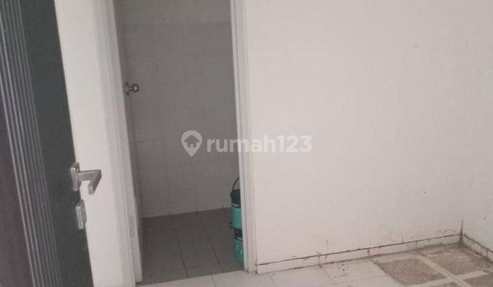Rumah Sewa Kondisi Rapi di Golden Stone  6