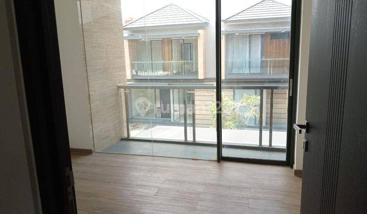 Rumah Sewa Kondisi Rapi di Golden Stone  7