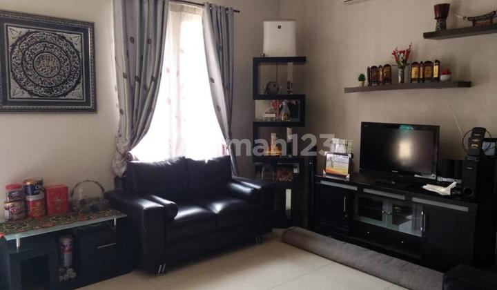 Rumah Klasik 2 Lantai Siap Huni di Gandul Rumah Klasik 2 Lantai Siap Huni di Gandul