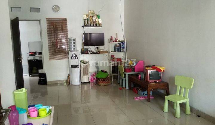 Rumah Bagus, Cantik Dan Siap Huni di Cinere  2