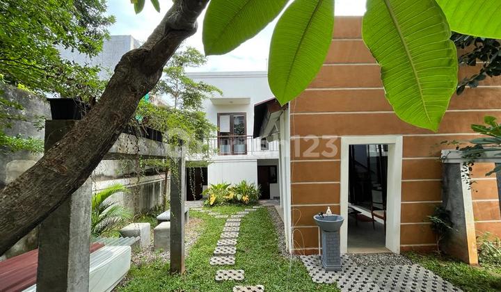 Di Jual Rumah Cantik Siap huni di Jalan H.Sinen di Pasar Minggu Jakarta Selatan