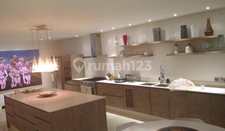 Rumah siap huni di Kemang Selatan , Jakarta Selatan Rumah siap huni di Kemang Selatan , Jakarta Selatan