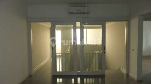 Di Sewakan Rumah siap huni terawat dan asri di  Jl Asem Cilandak - Jakarta Selatan-0112 2