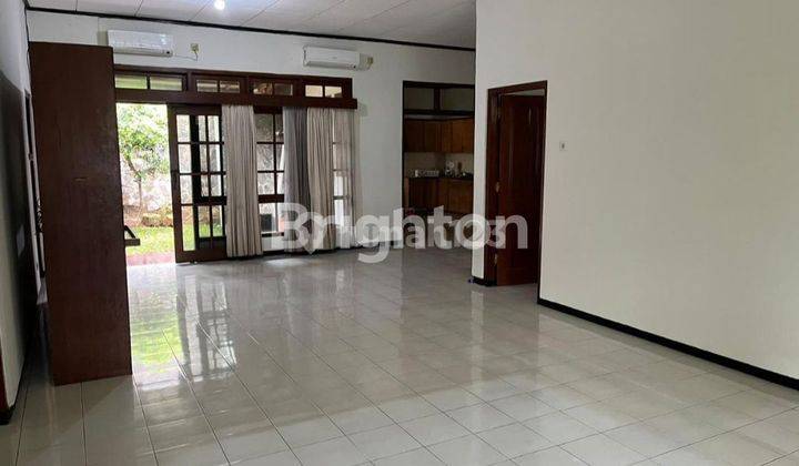 JAKARTA SELATAN,RUMAH BERSIH,NYAMAN DI JAKARTA SELATAN 2