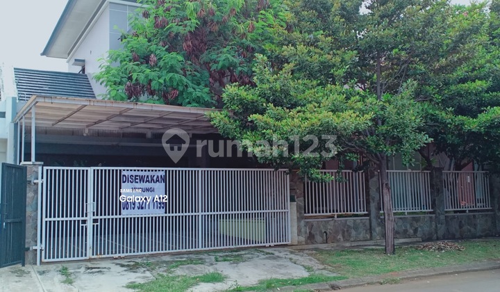 Di sewa rumah mewah 2 lantai di harapan indah 1