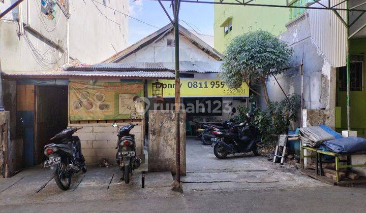 Rumah di Jl. Taman Sari, 2 Lt, HGB Butuh Renovasi Utara 2