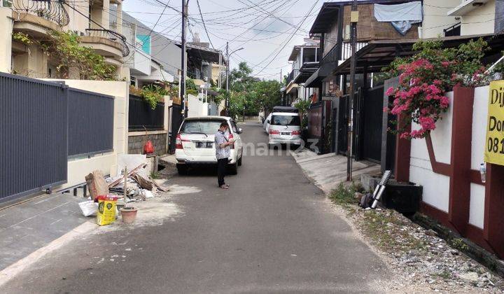 Rumah di Jl. Kebon Jeruk, SHM Bagus Timur Laut 2