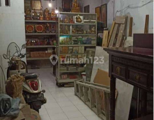 Rumah di Glodok Taman Sari SHM Butuh Renovasi 2