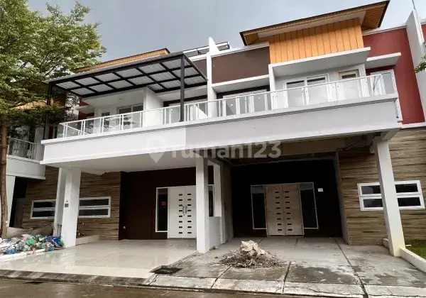 Rumah di Jalan Gaperta ujung Medan Helvetia SHM 3 Lantai 1