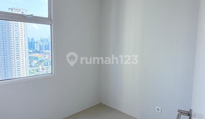 Madison Park 2 Bedroom Apartment 2