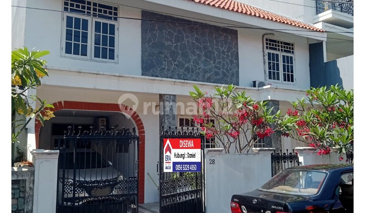 Rumah Siap Huni Cocok Untuk Kantor Di Tebet Barat