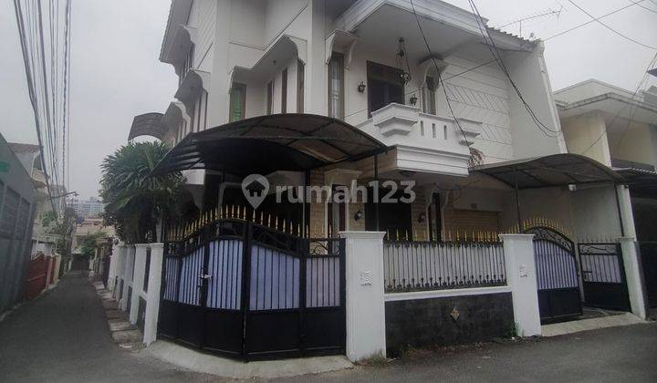 Rumah 2,5 Lantai Siap Huni Fully Furnished Di Tebet Barat Dalam 2