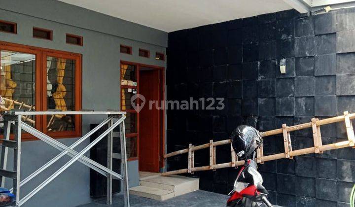 Rumah Dua Lantai Siap Huni Di Tebet Barat 2